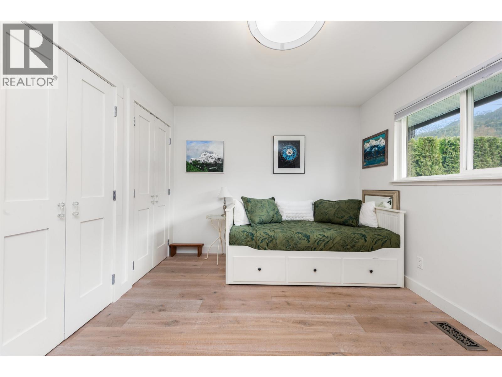 41562 ROD ROAD, Squamish