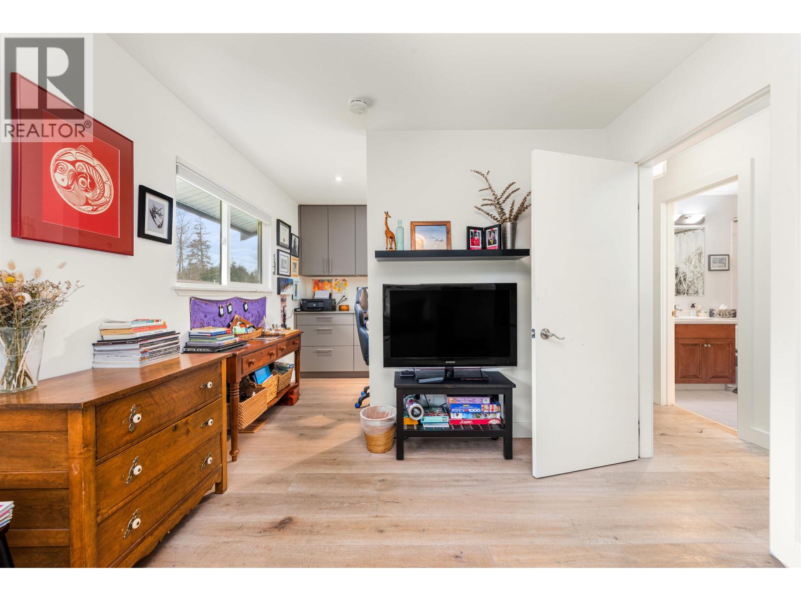 41562 ROD ROAD, Squamish