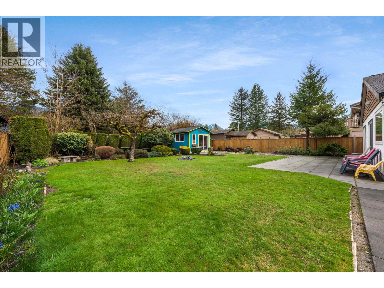 41562 ROD ROAD, Squamish