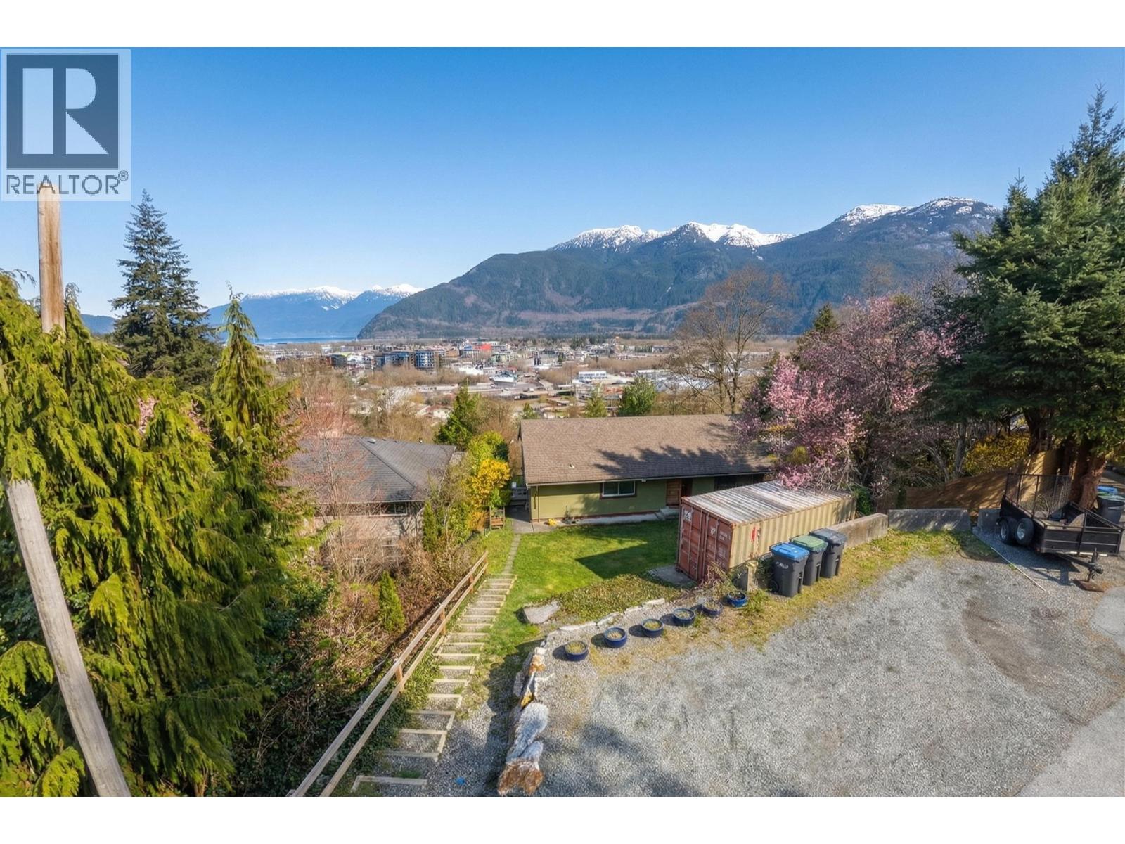 38273 VIEW PLACE, Squamish