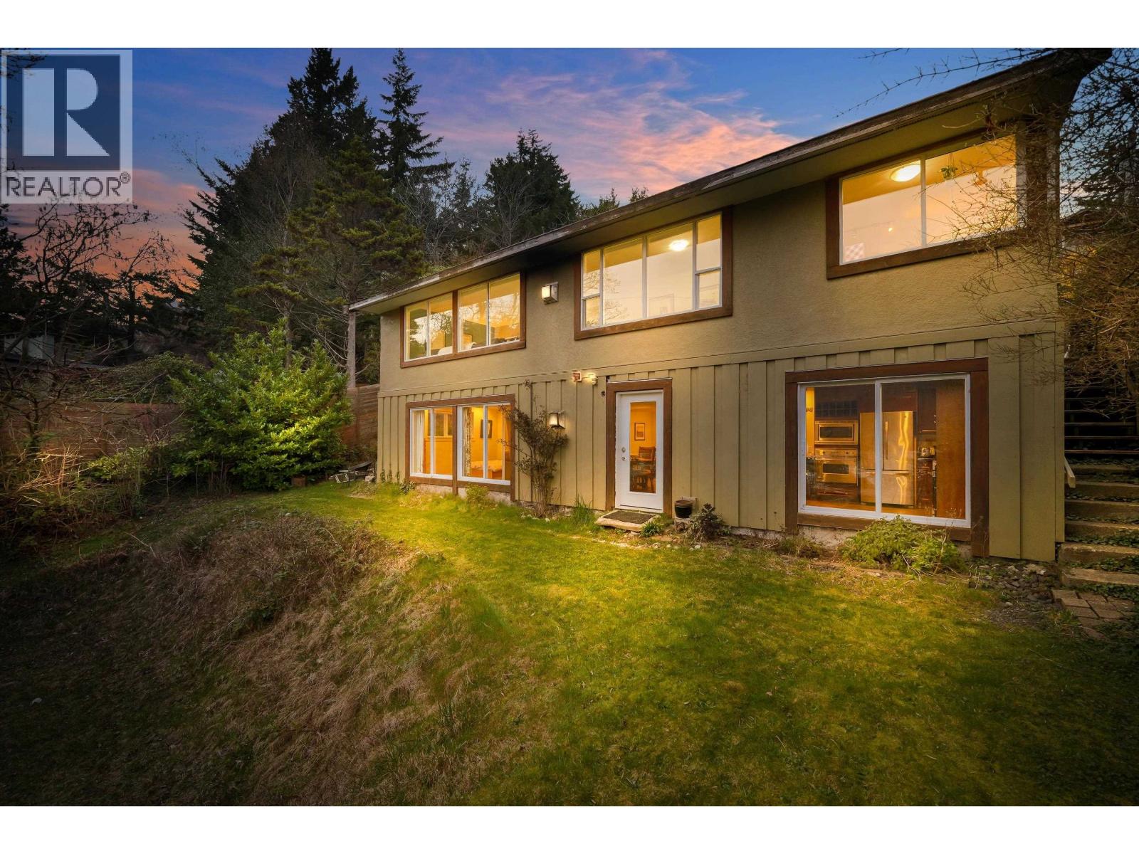 38273 VIEW PLACE, Squamish