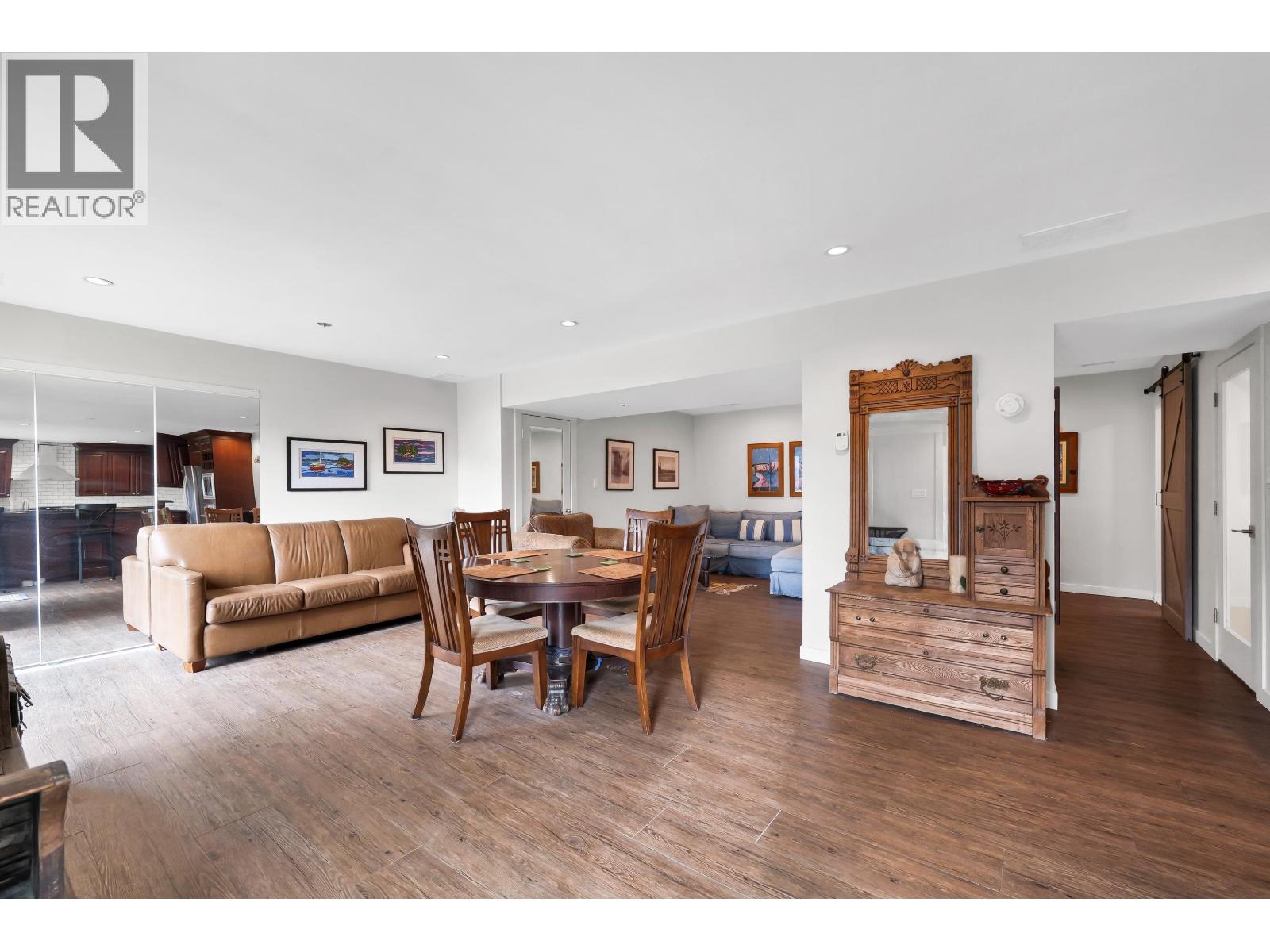 38273 VIEW PLACE, Squamish