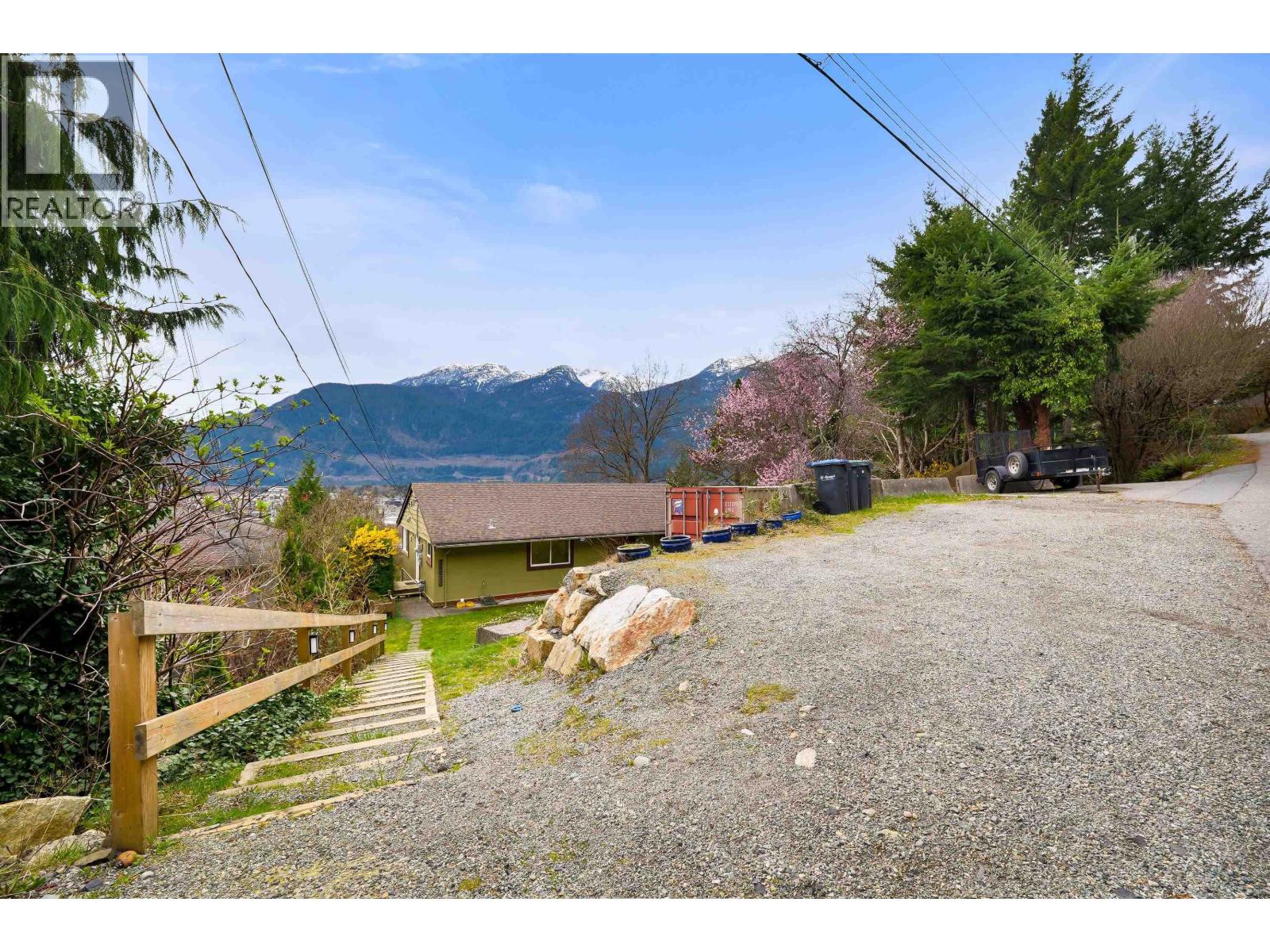 38273 VIEW PLACE, Squamish