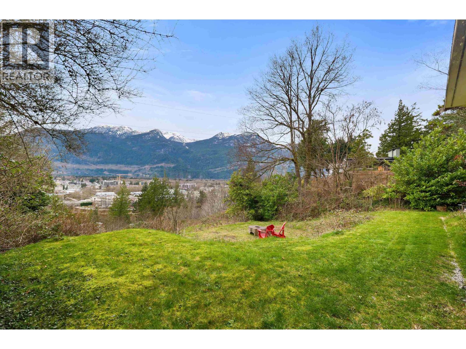 38273 VIEW PLACE, Squamish