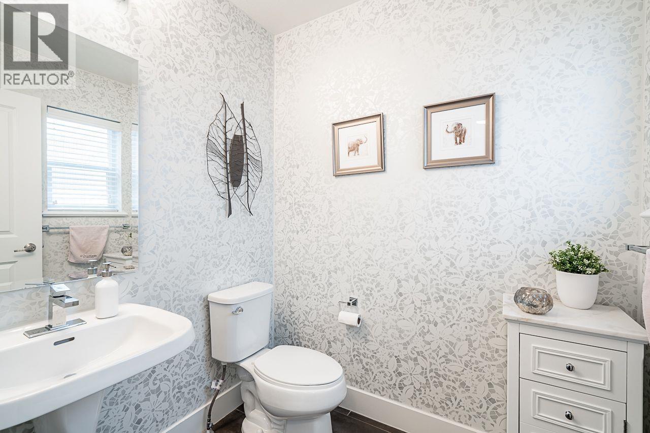 10489 ROBERTSON STREET, Maple Ridge