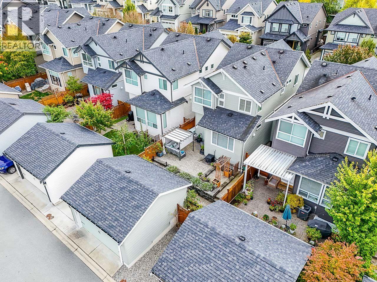 10489 ROBERTSON STREET, Maple Ridge