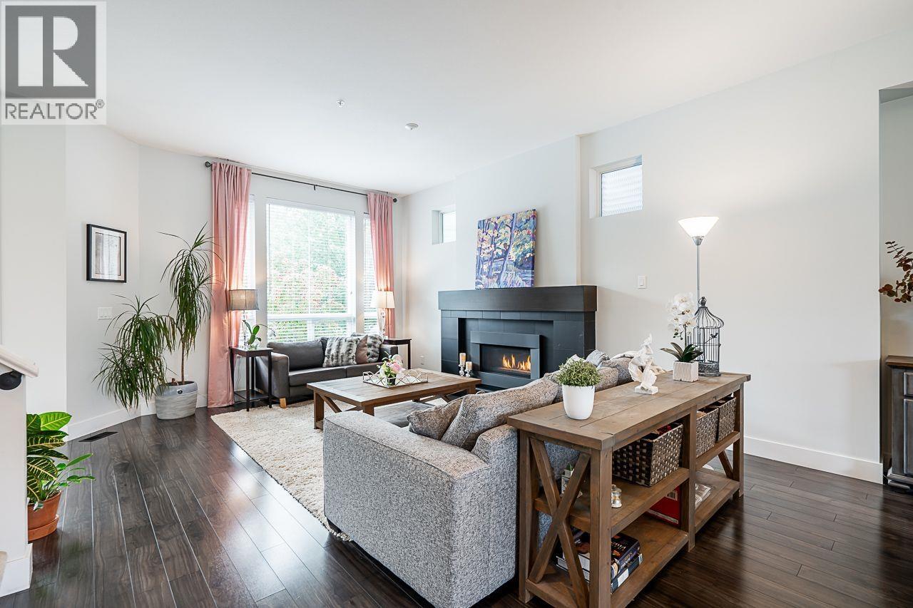 10489 ROBERTSON STREET, Maple Ridge