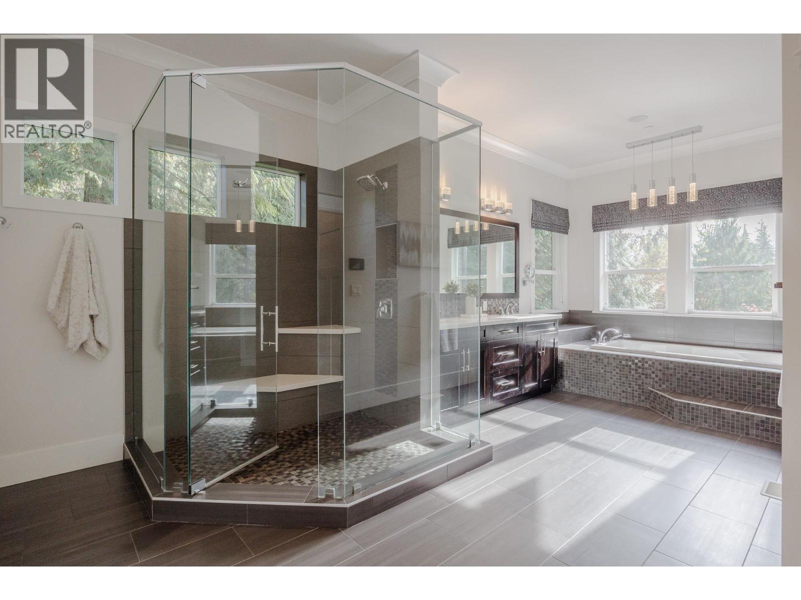 27552 128 AVENUE, Maple Ridge