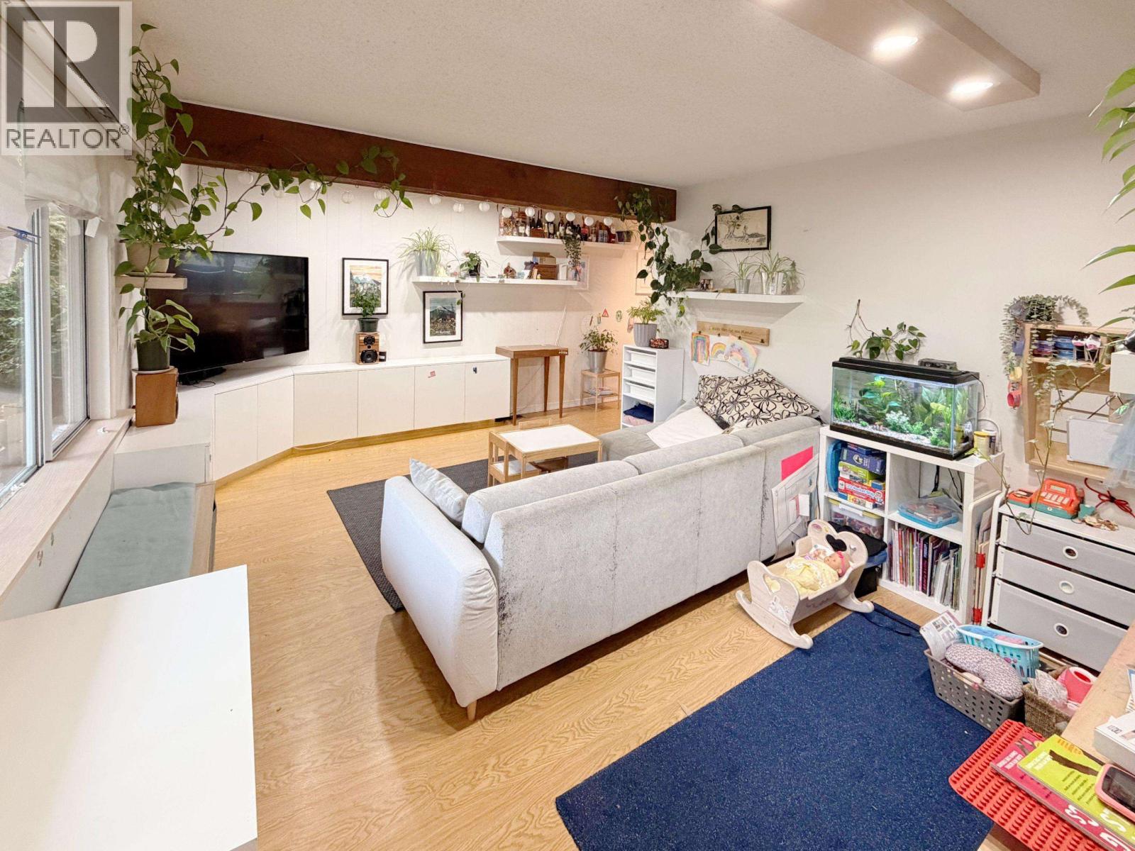 760 COVINA COURT, Coquitlam