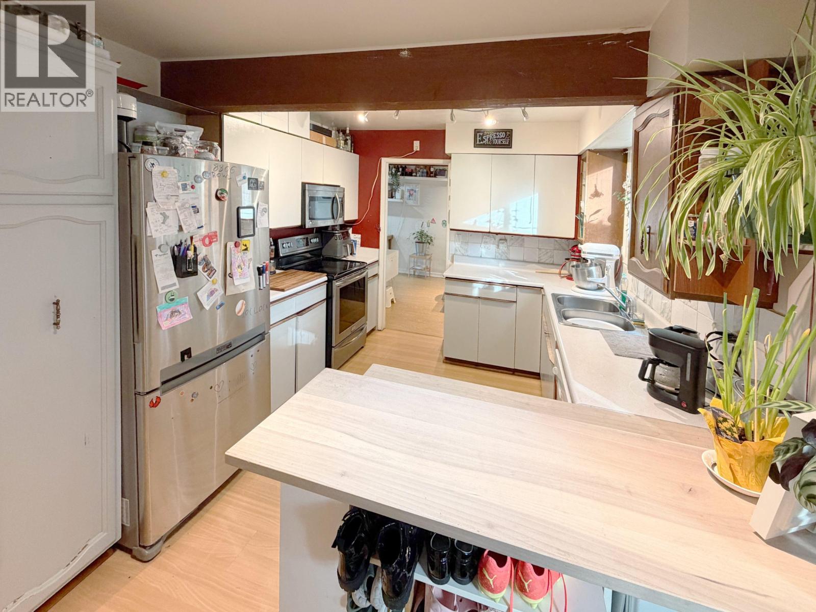 760 COVINA COURT, Coquitlam