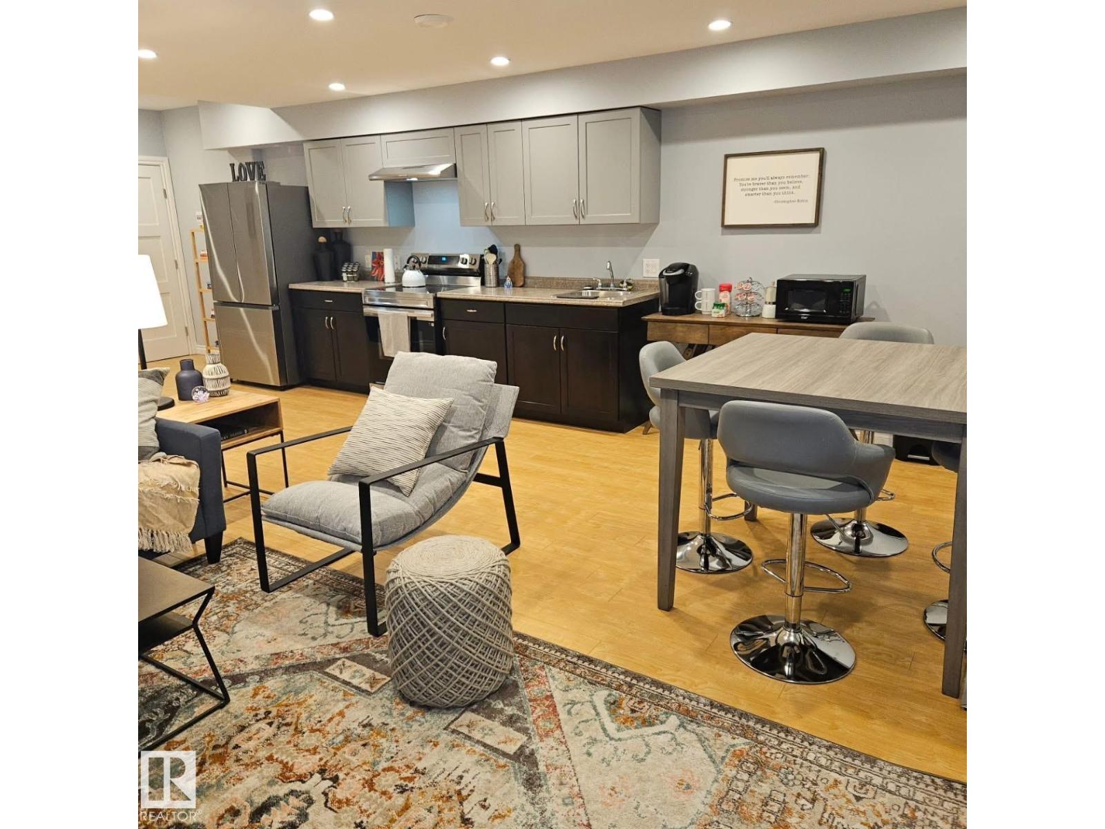 10216 89 ST NW, Edmonton