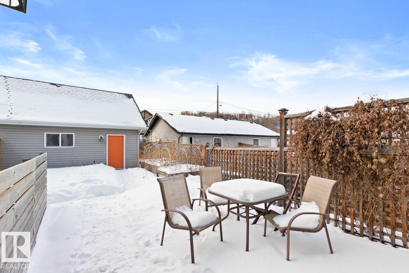 10216 89 ST NW, Edmonton