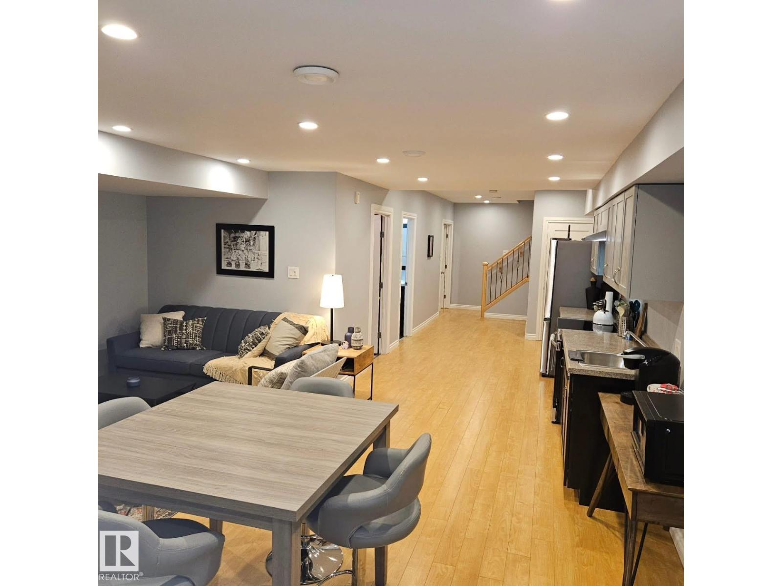 10216 89 ST NW, Edmonton