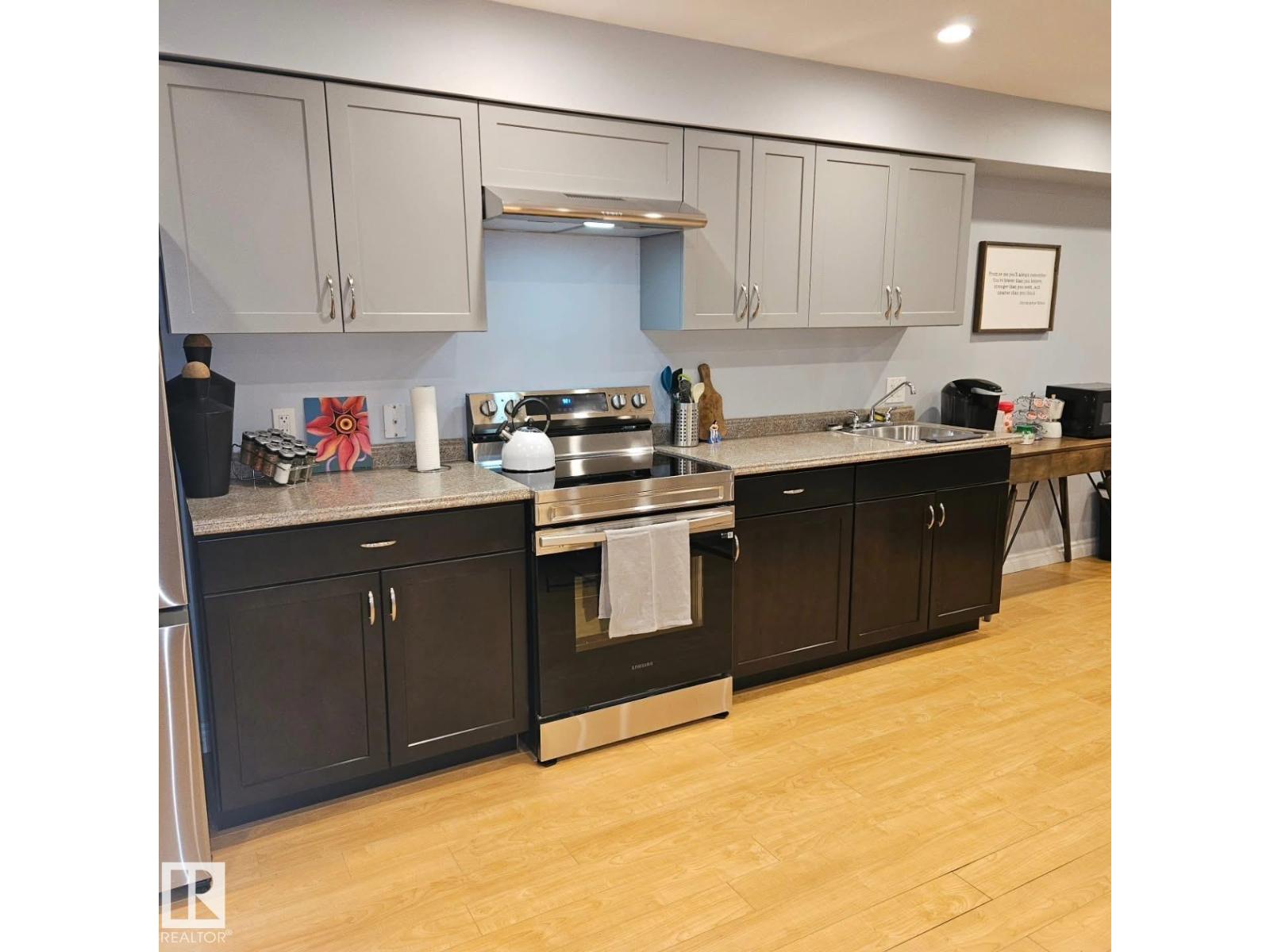 10216 89 ST NW, Edmonton