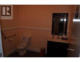 104 7777 Royal Oak Avenue, Burnaby, BC V5J4K2 Photo 6