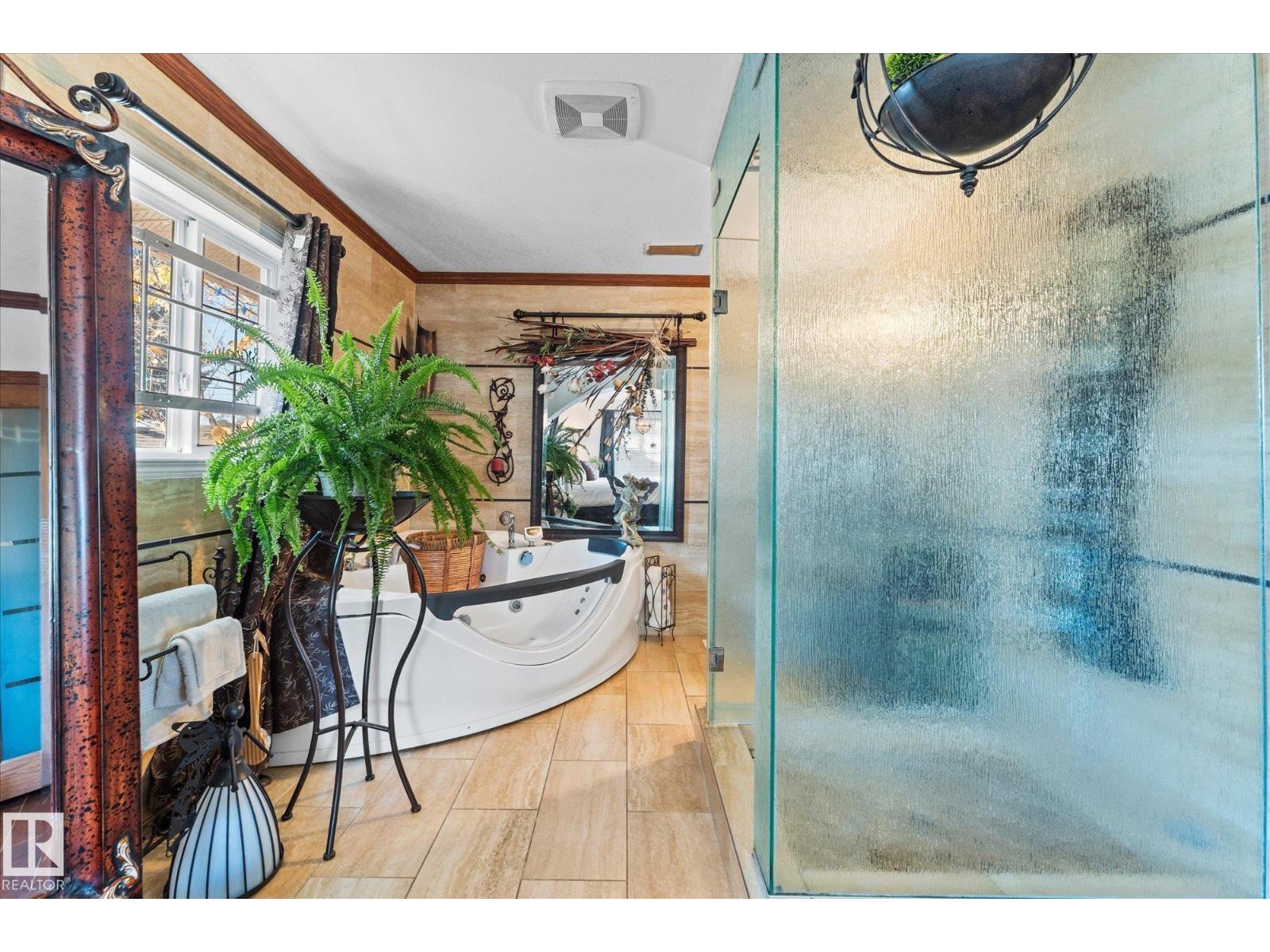 11124 110A AV NW, Edmonton