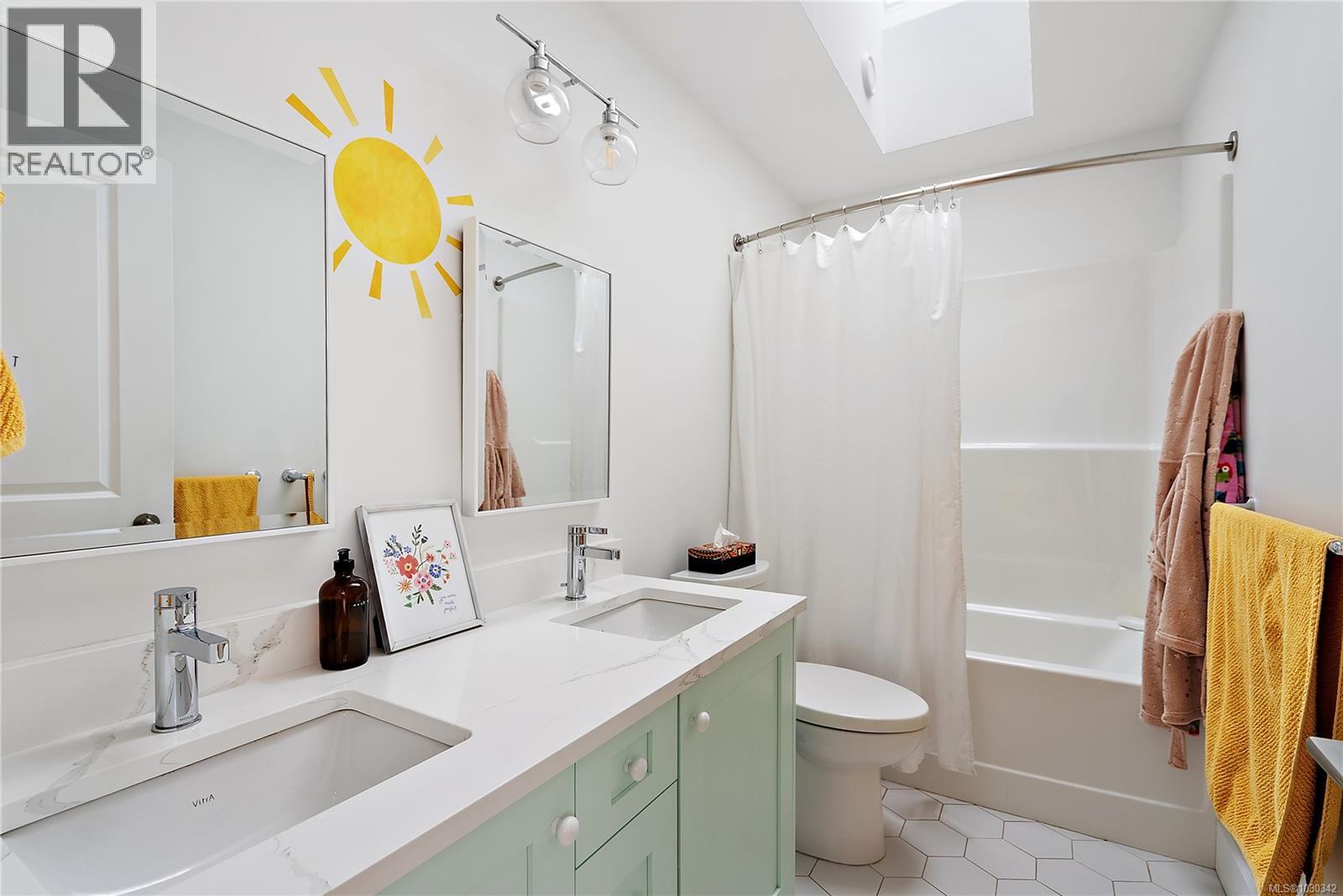 131 Ladysmith St, Victoria