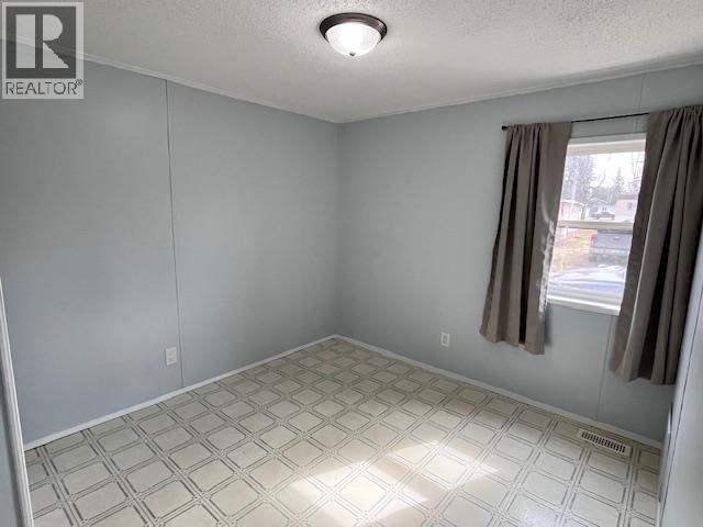 #33 3656 HILBORN ROAD - 19