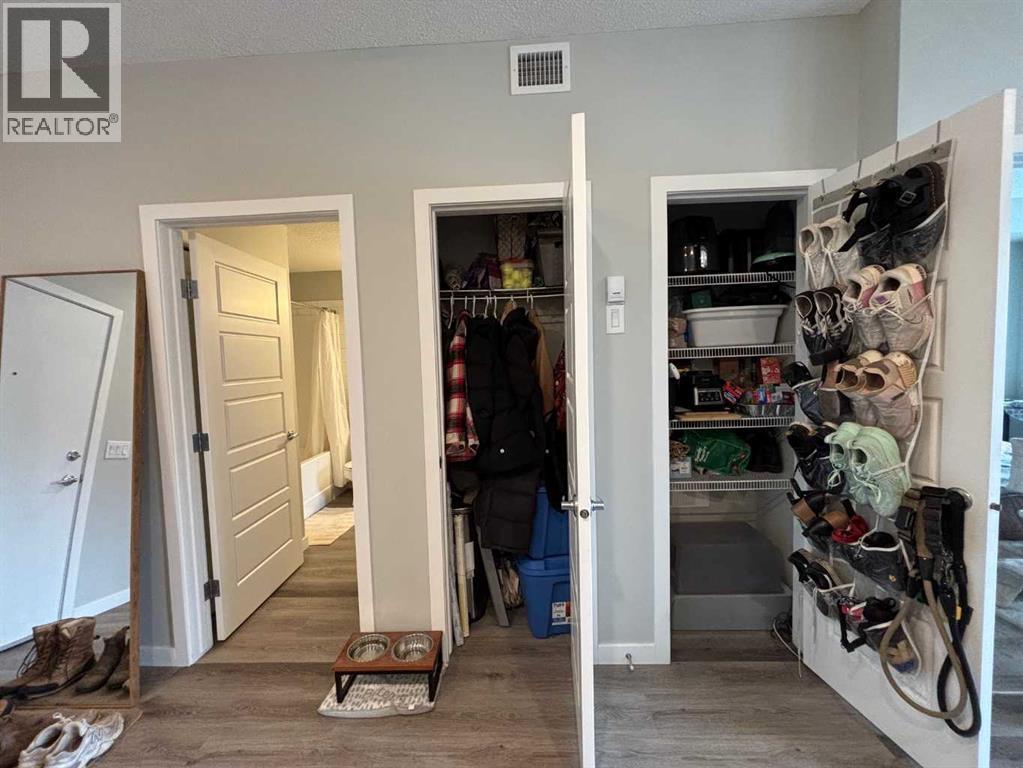 Single Family House for Sale in    Street SE Inglewood Calgary 