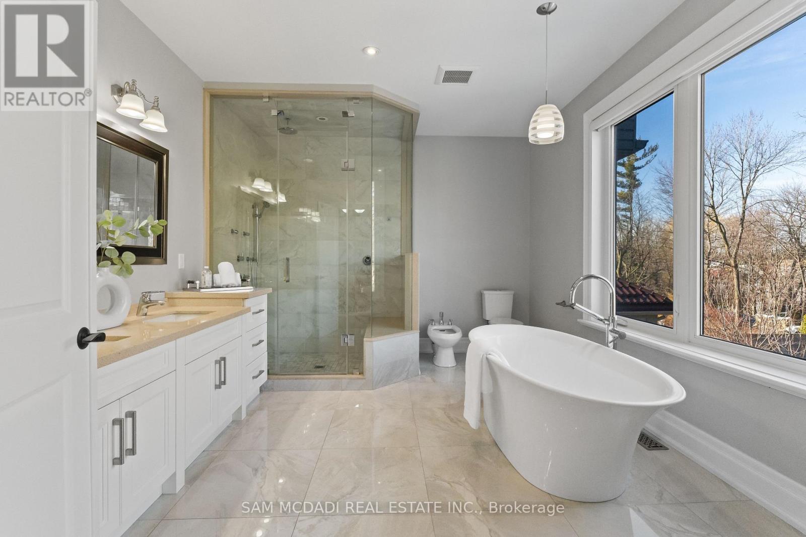 1487 MYRON DRIVE - 19