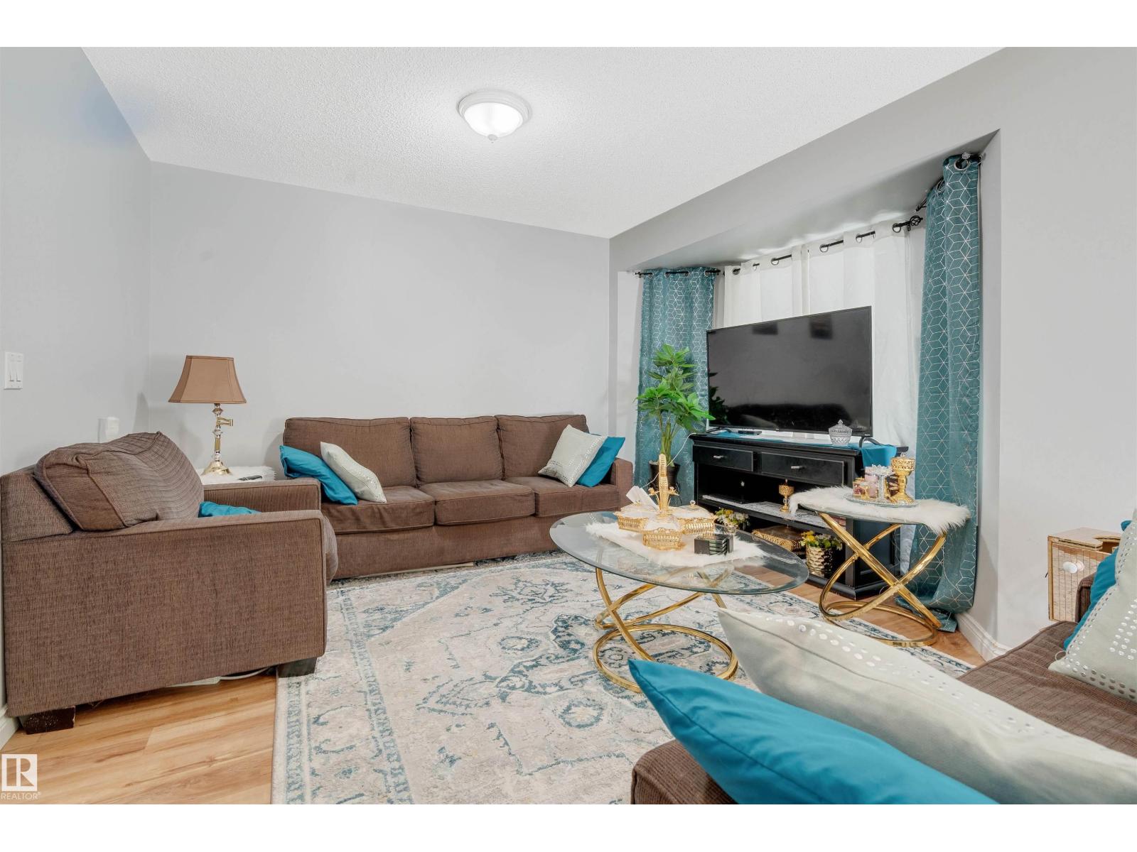 12957 - 12959 117 ST NW, Edmonton