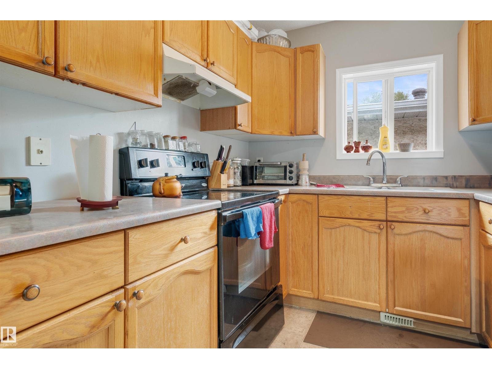 12957 - 12959 117 ST NW, Edmonton