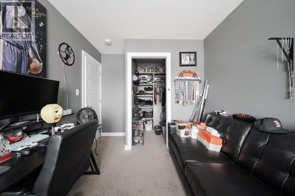 206 Athabasca Avenue, Fort McMurray