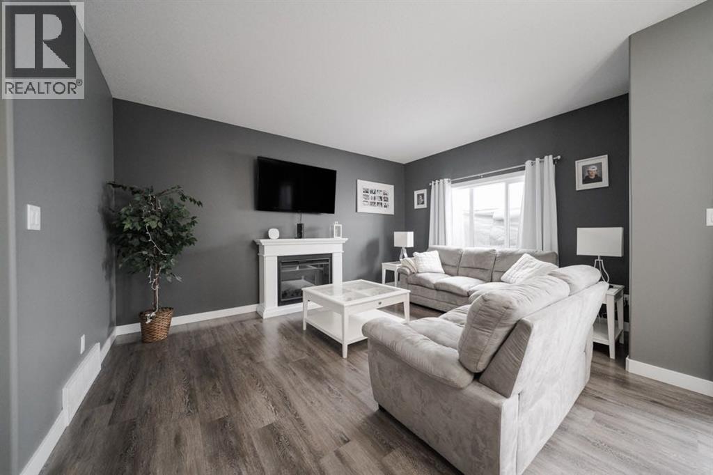 206 Athabasca Avenue, Fort McMurray