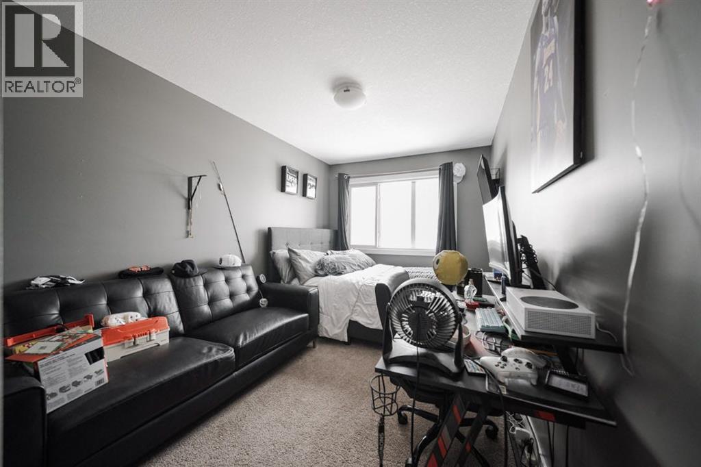 206 Athabasca Avenue, Fort McMurray