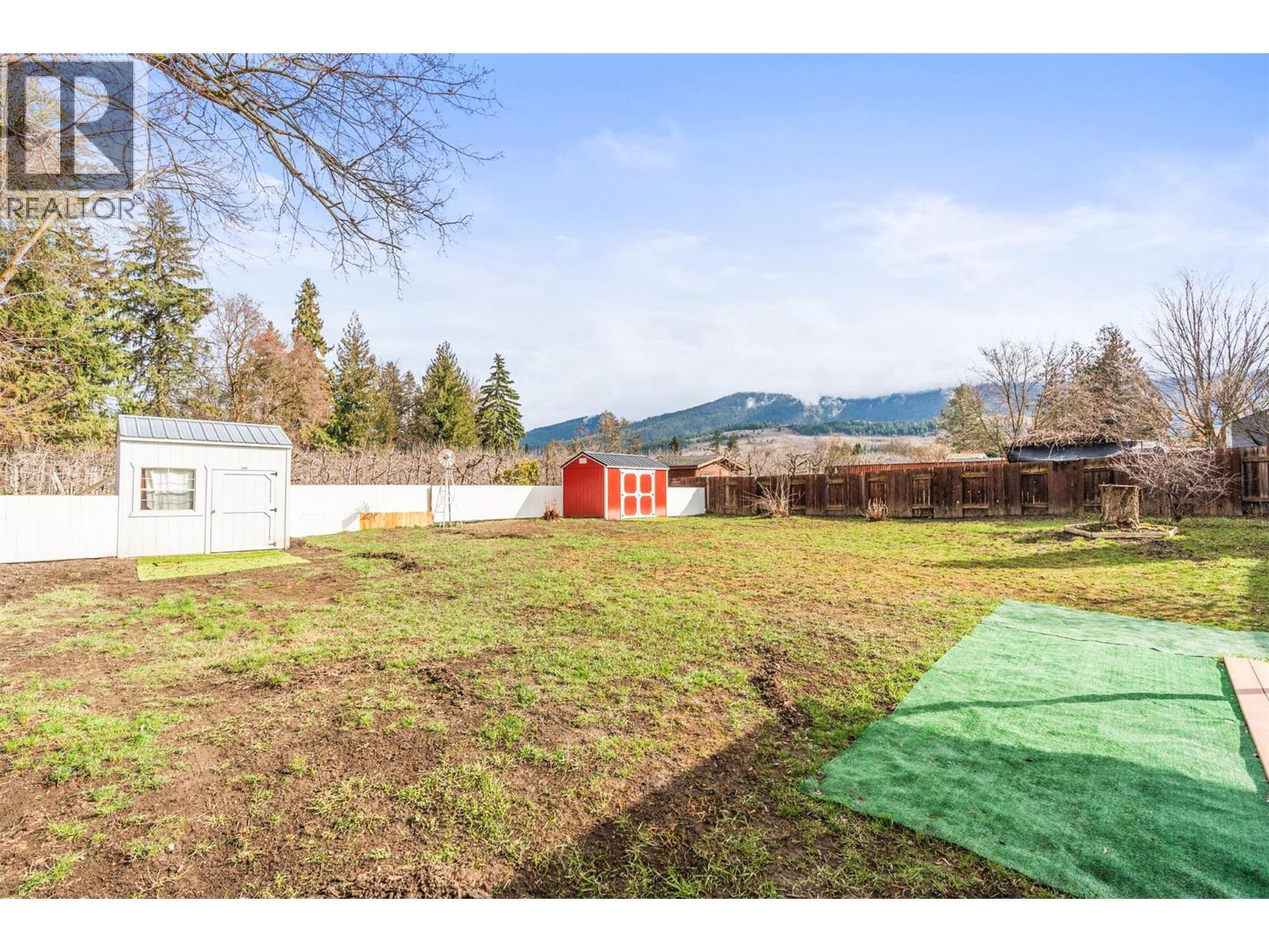7905 Giles Drive - 33