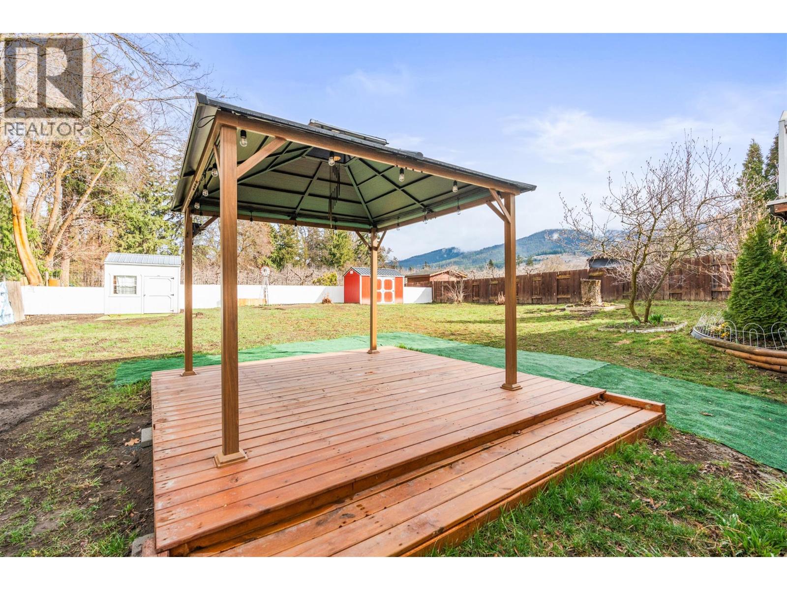 7905 Giles Drive - 32