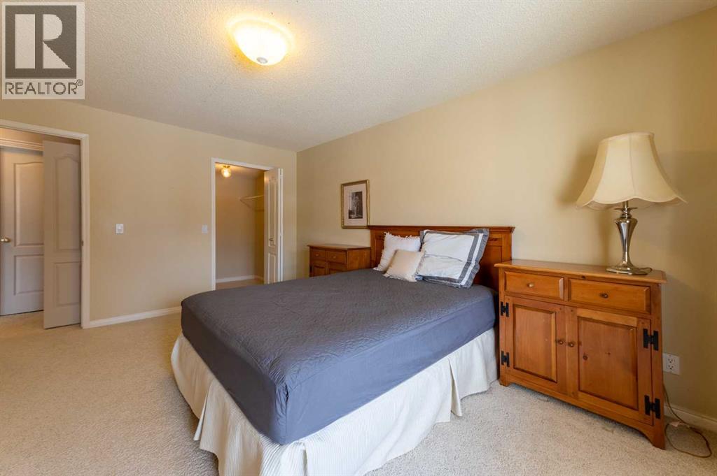 Single Family House Bungalow for Sale in  Sierra Morena Terrace SW Signal Hill Calgary 