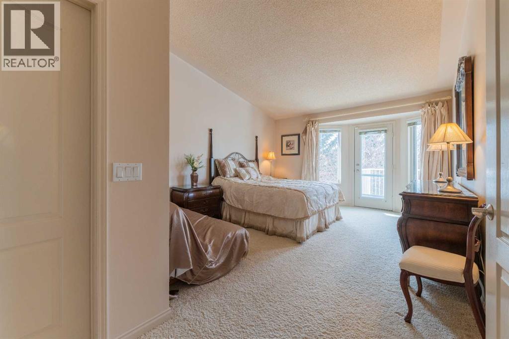 159 Sierra Morena Terrace SW, Calgary, Alberta