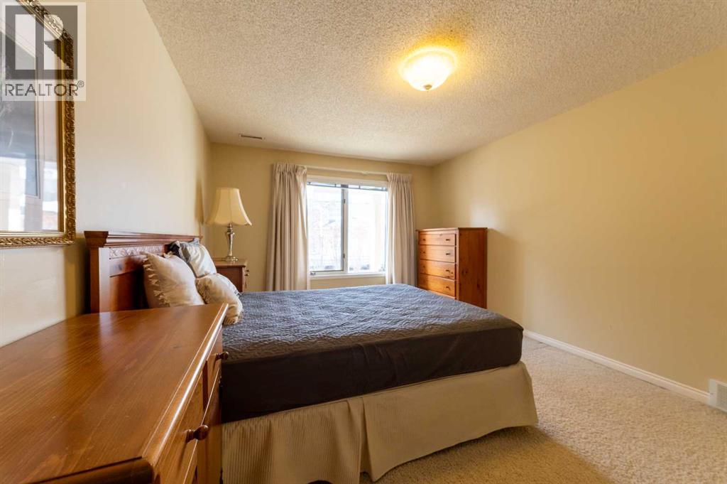 Single Family House Bungalow for Sale in  Sierra Morena Terrace SW Signal Hill Calgary 