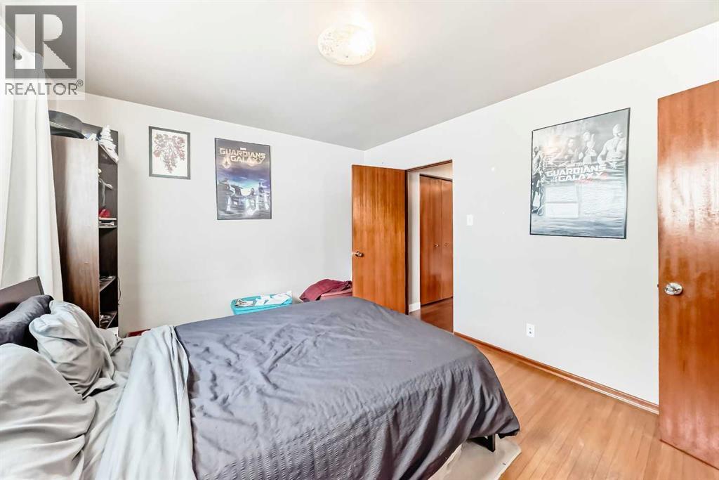 Single Family House Bungalow for Sale in  Rosehill Drive NW Rosemont Calgary 