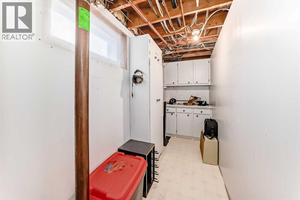 Single Family House Bungalow for Sale in  Rosehill Drive NW Rosemont Calgary 