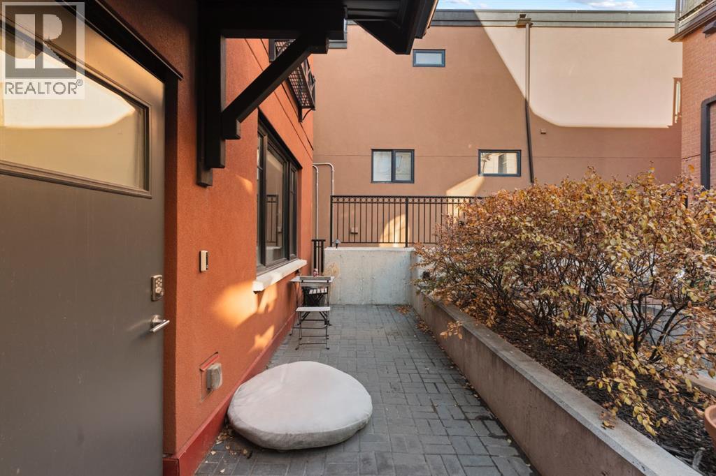 Single Family House for Sale in   A Street SW Bankview Calgary 