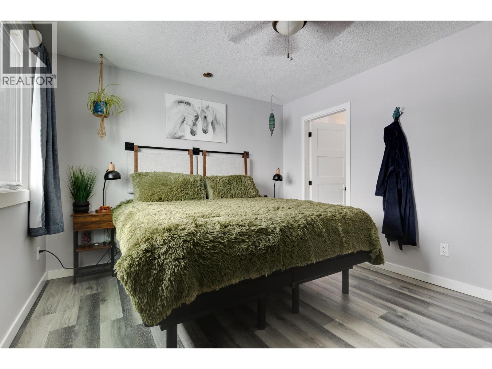 350 KILLOREN CRESCENT - 19