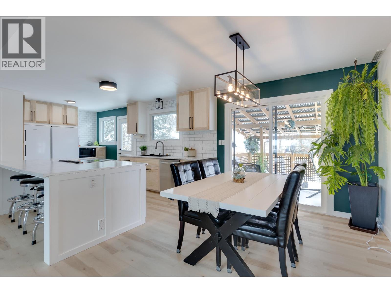 350 KILLOREN CRESCENT - 8