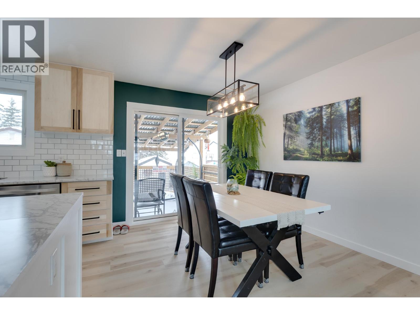 350 KILLOREN CRESCENT - 9