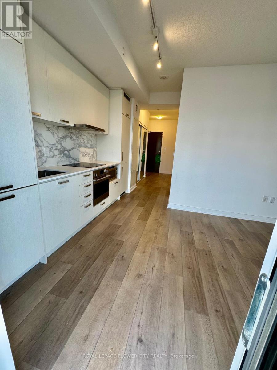 1517 - 38 HONEYCRISP CRESCENT