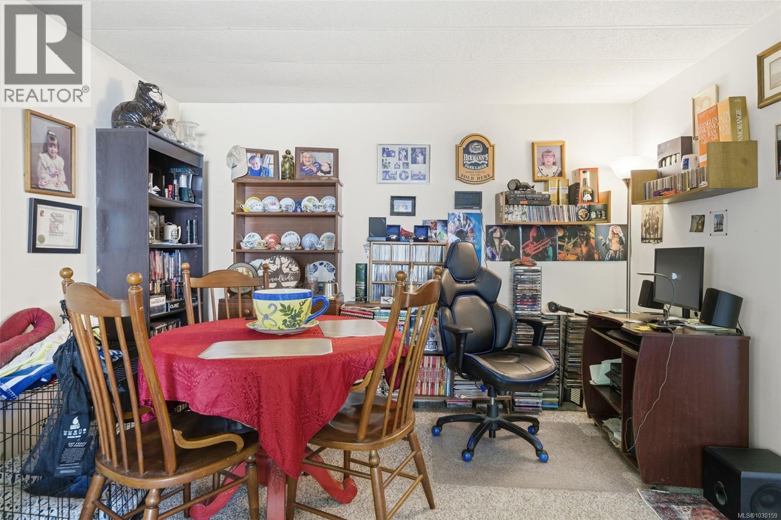 #11 2615 OTTER POINT RD - 26