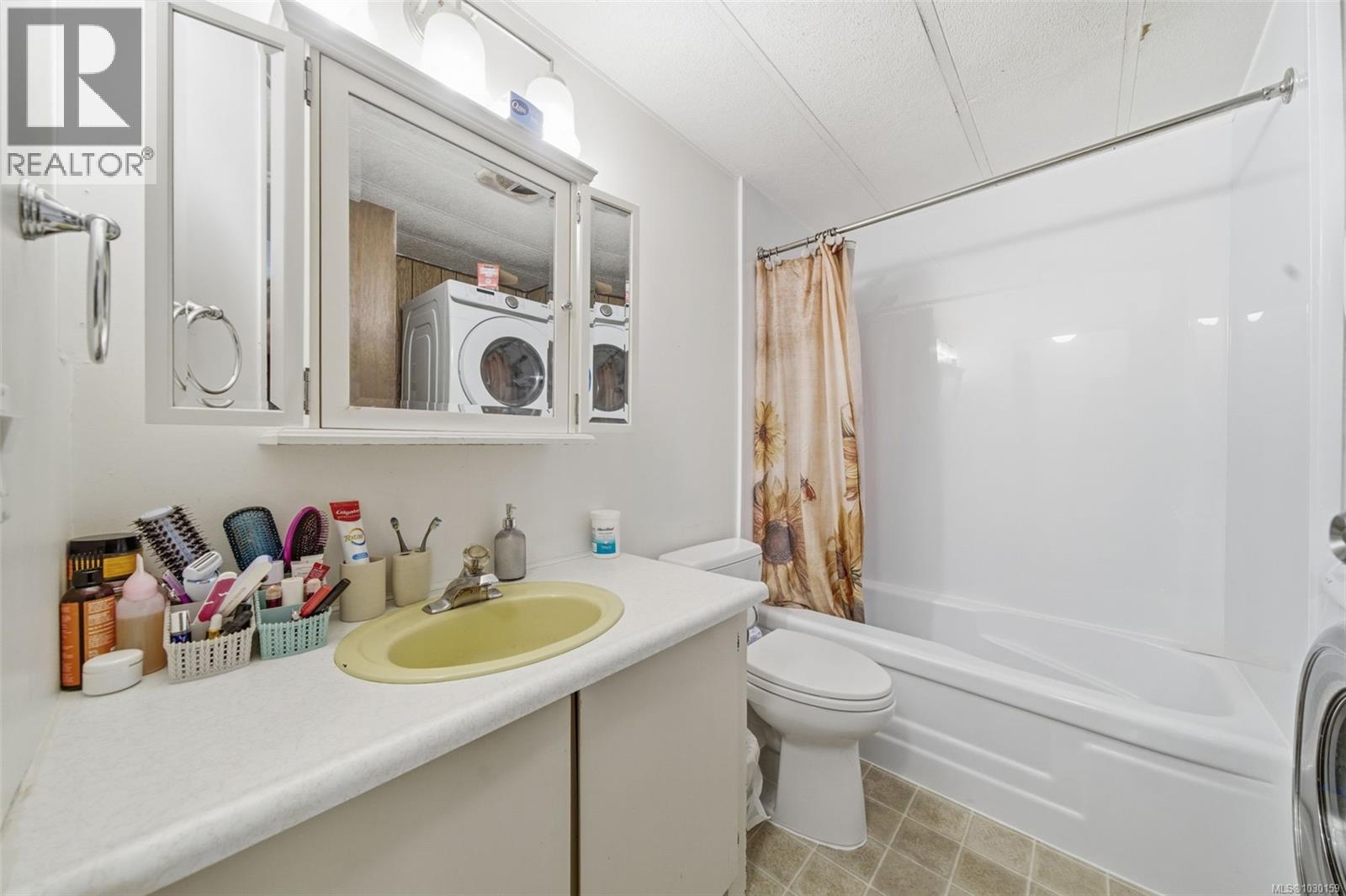 #11 2615 OTTER POINT RD - 34