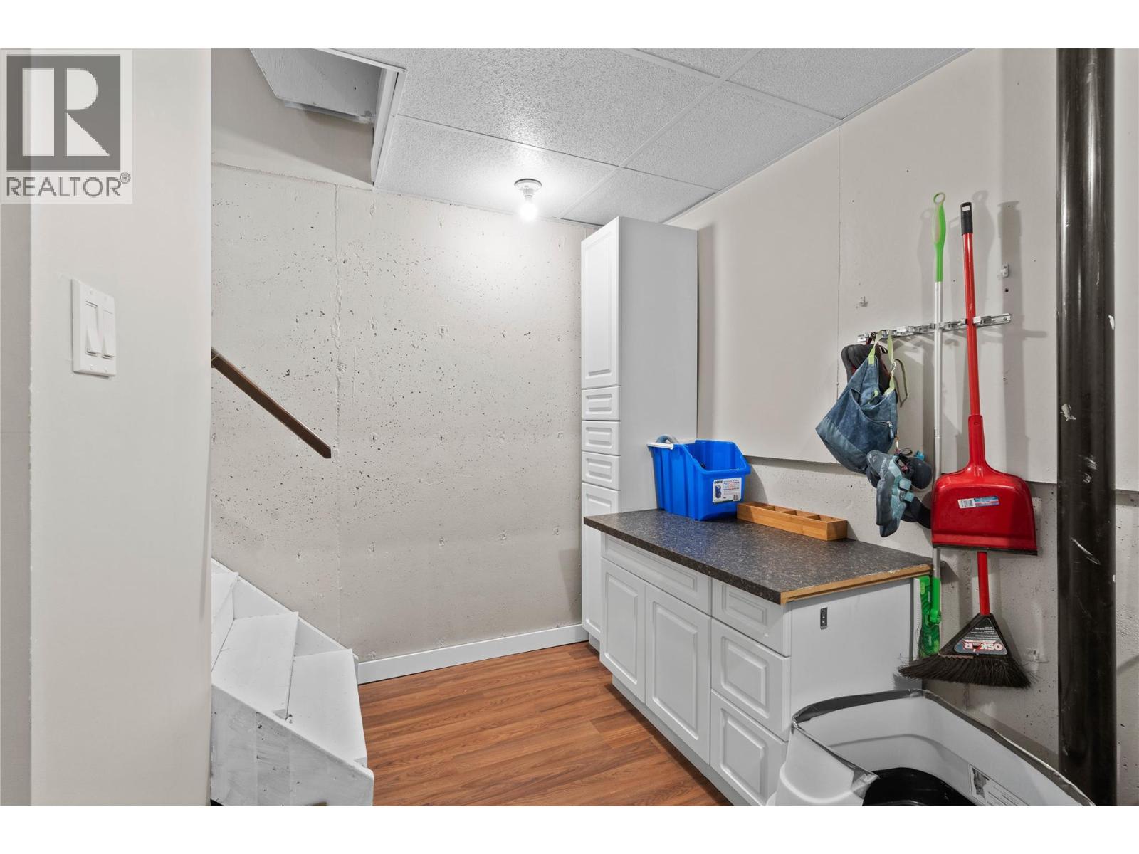 #46 1605 SUMMIT DRIVE - 24