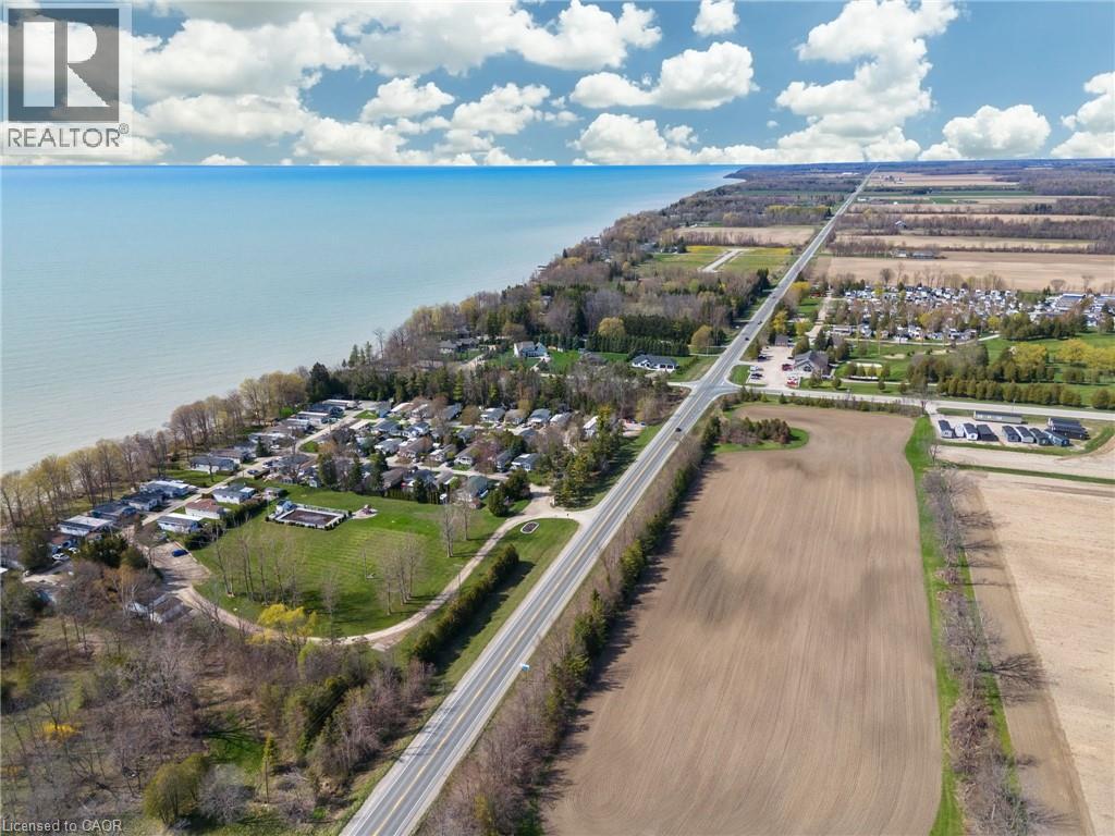 #29 77307 BLUEWATER Highway - 32
