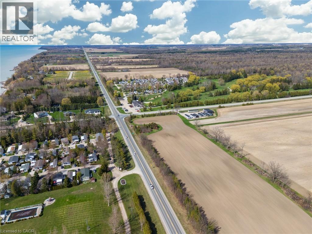 #29 77307 BLUEWATER Highway - 33