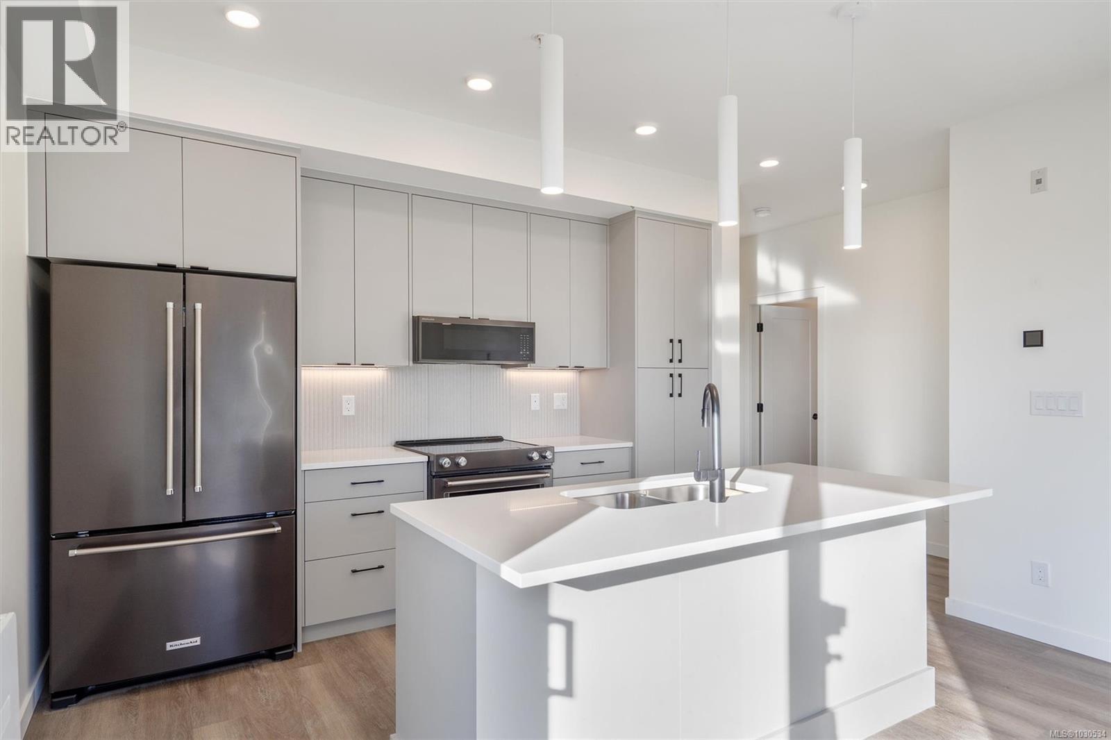 #410 1102 Esquimalt Rd - 14