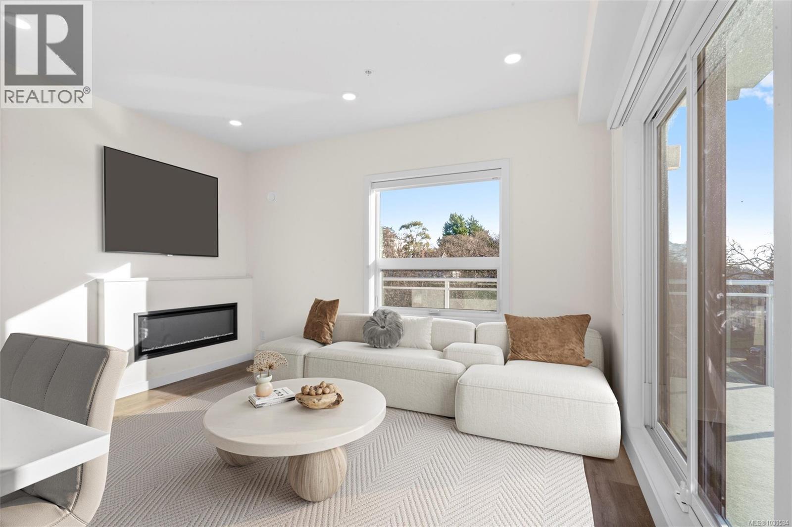 #410 1102 ESQUIMALT RD - 9