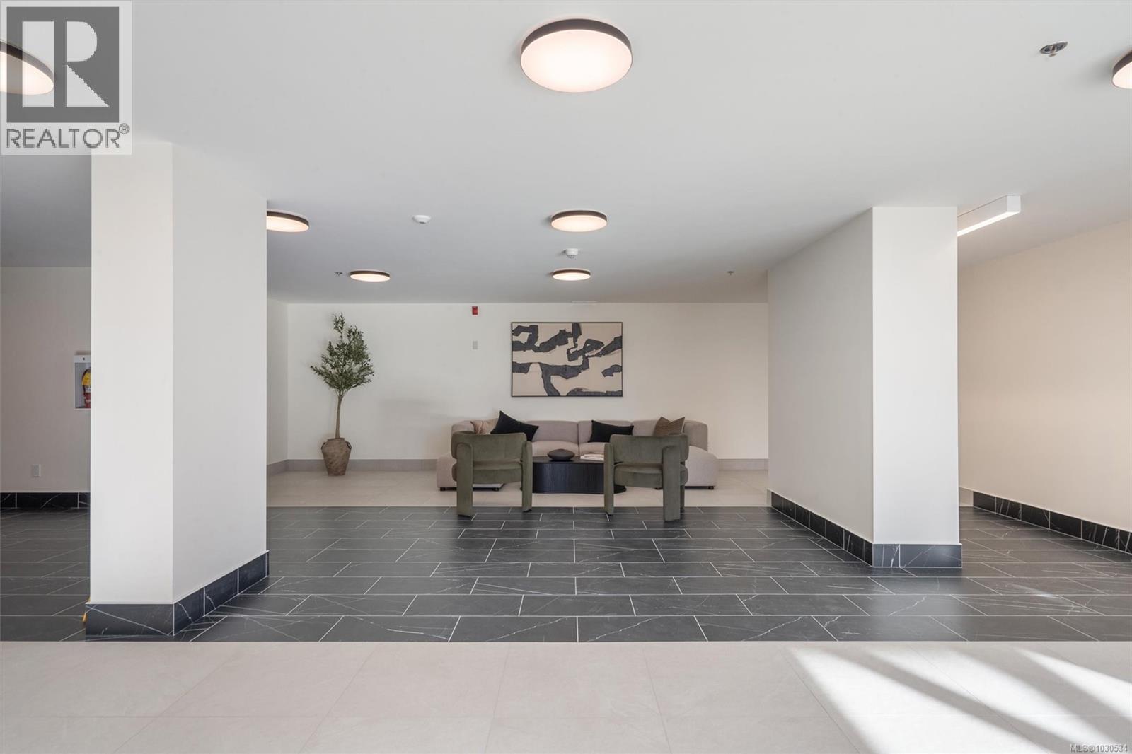 #410 1102 ESQUIMALT RD - 34