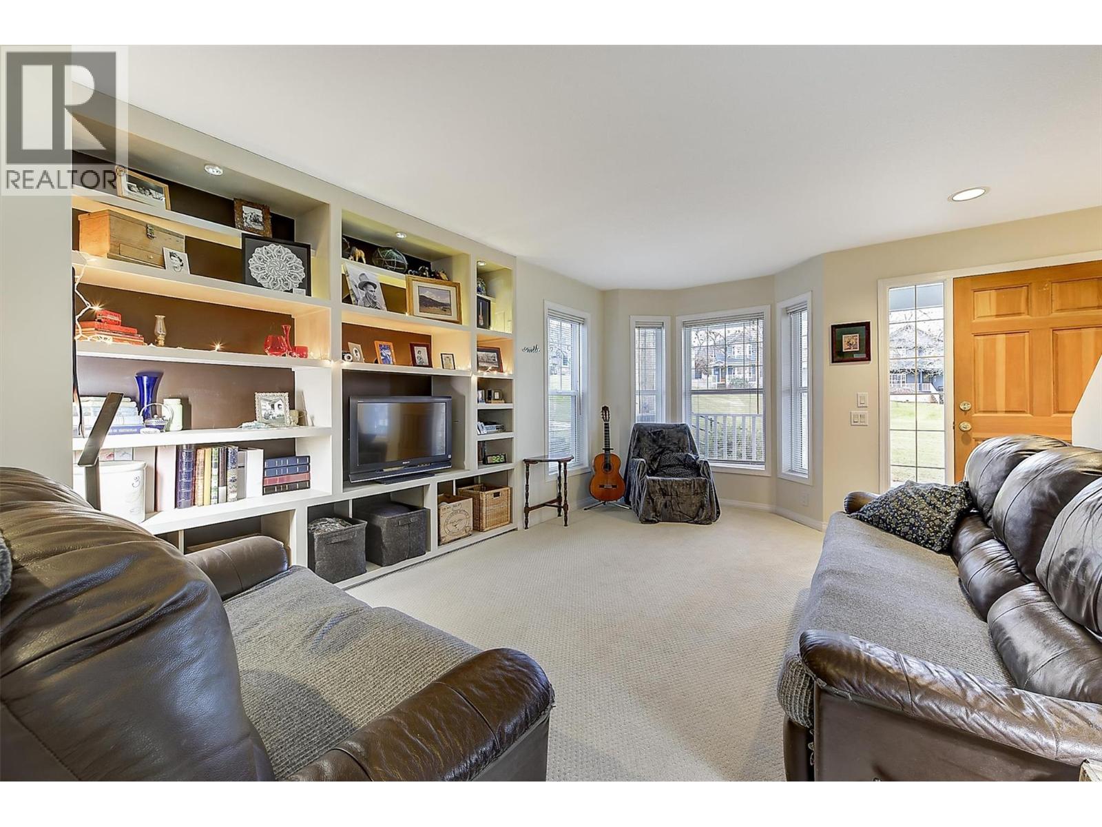 5280 ALLENBY LANE - 5